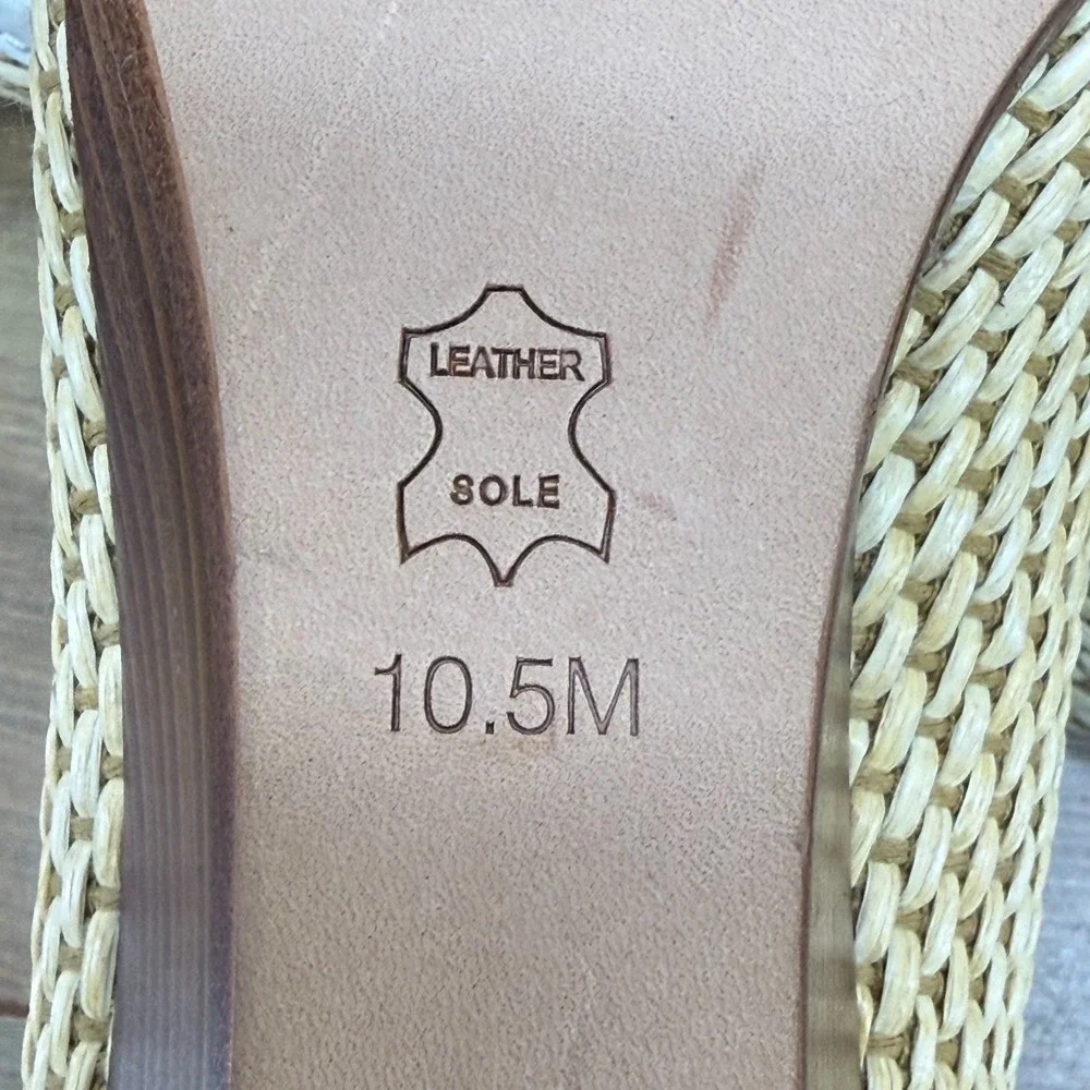 Tory Burch Wicker Raffia Wedge Pumps 10.5 M White Natural Bow Cap Toe Low Heel